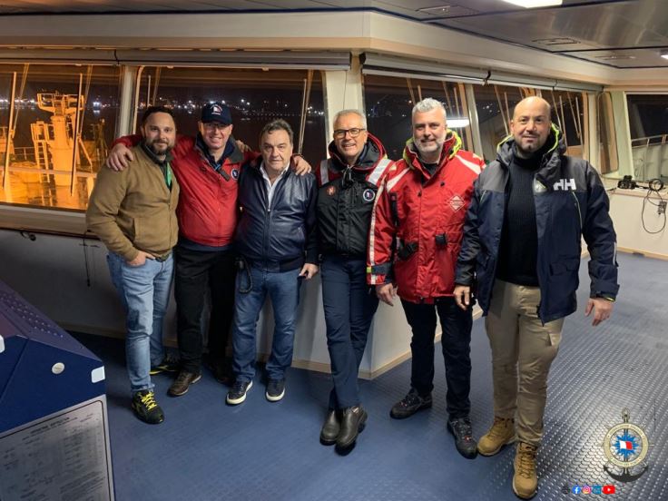 I Piloti del Porto di Piombino protagonisti dell'ormeggio della rigassificatrice Golar Tundra 